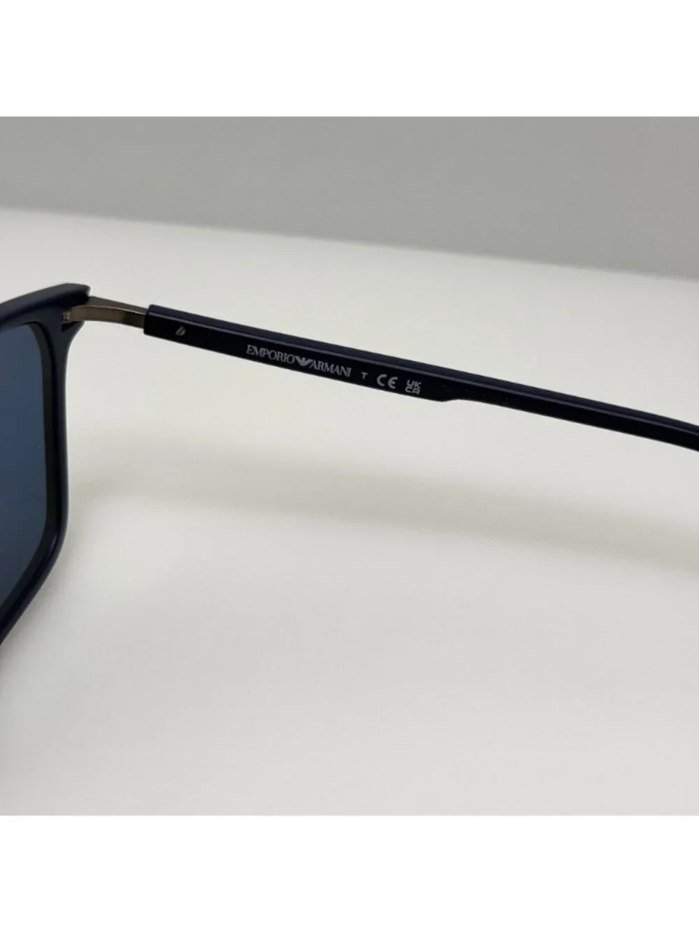Emporio Armani Sunglasses EA 4223U 508880 56-18-145